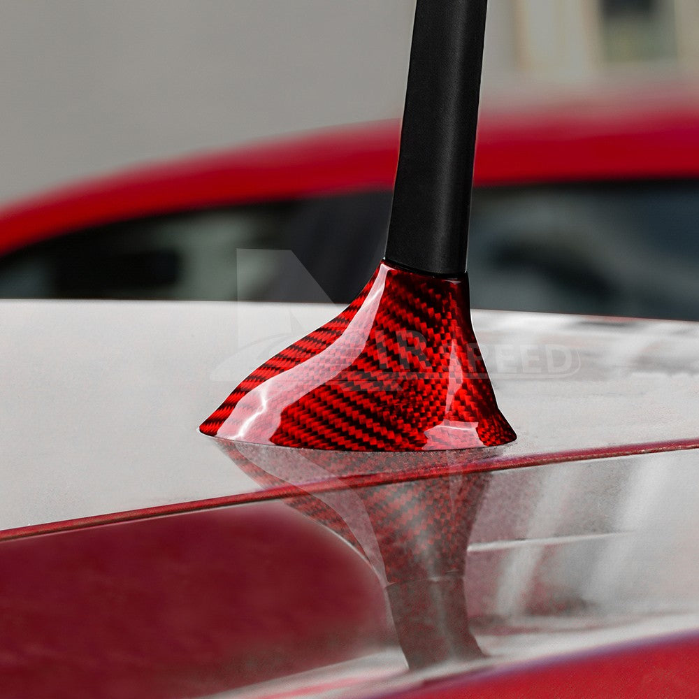 RED HARD Carbon Fiber Antenna Cover Sticker for FIAT 500 Abarth 595 2012-2023 - detail view 9