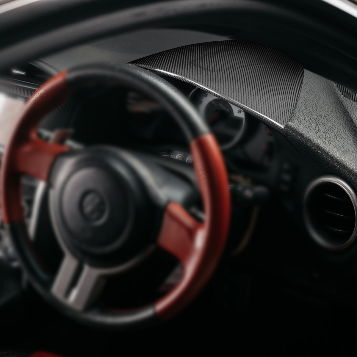 Dashboard Upper Cover Hard For Subaru BRZ GR86 2012-2020 Black Carbon Fiber - detail view 4