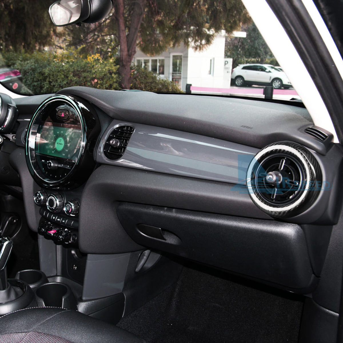 REAL HARD Carbon Fiber Air Outlet Vent Frame Cover For Mini F55 F56 F57 2014-21 - detail view 4