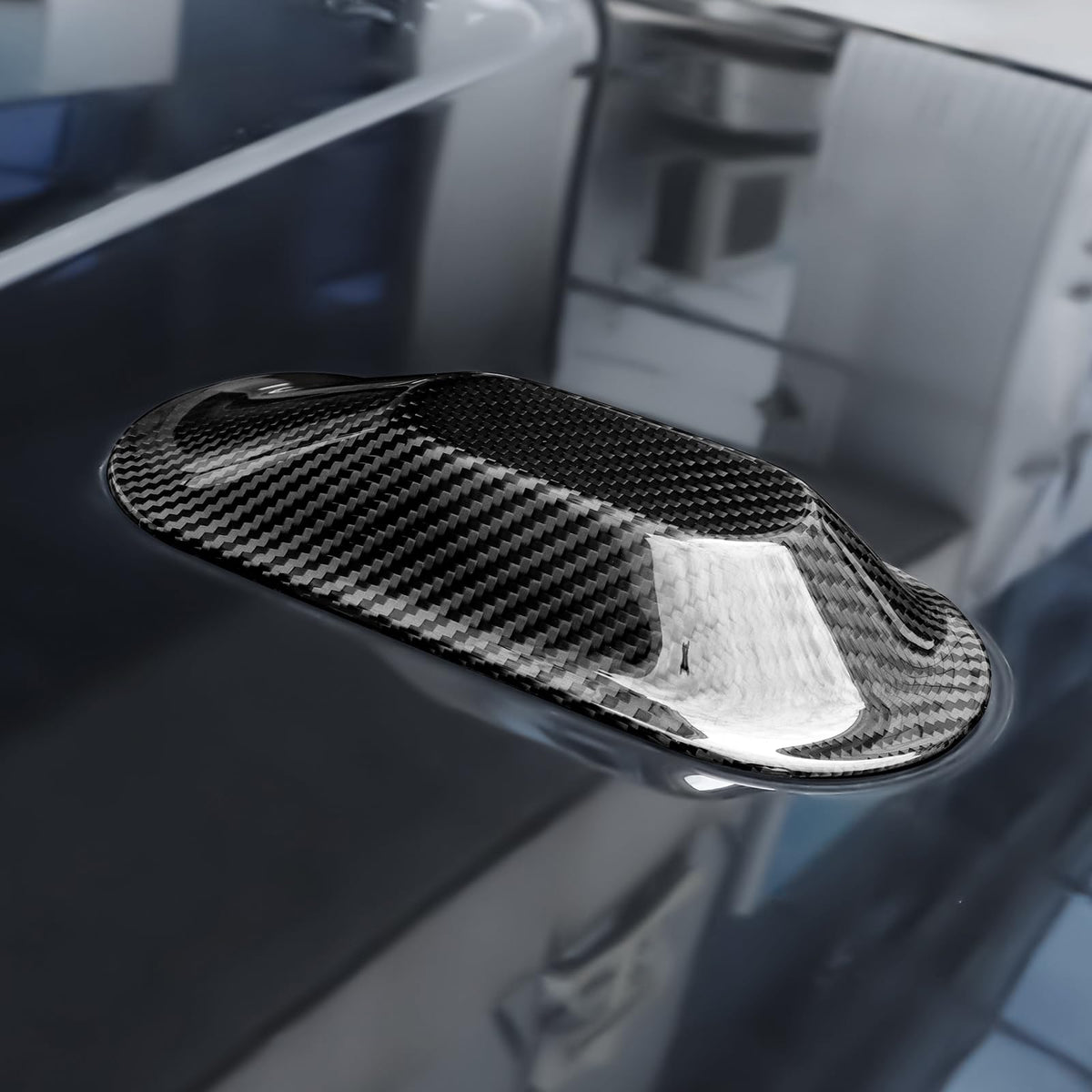 AIRSPEED Hard Carbon Fiber Shark Fin Antenna Cover Sticker for MINI Cooper E/SE J01 EV & J05 (2024-2025) - detail view 4