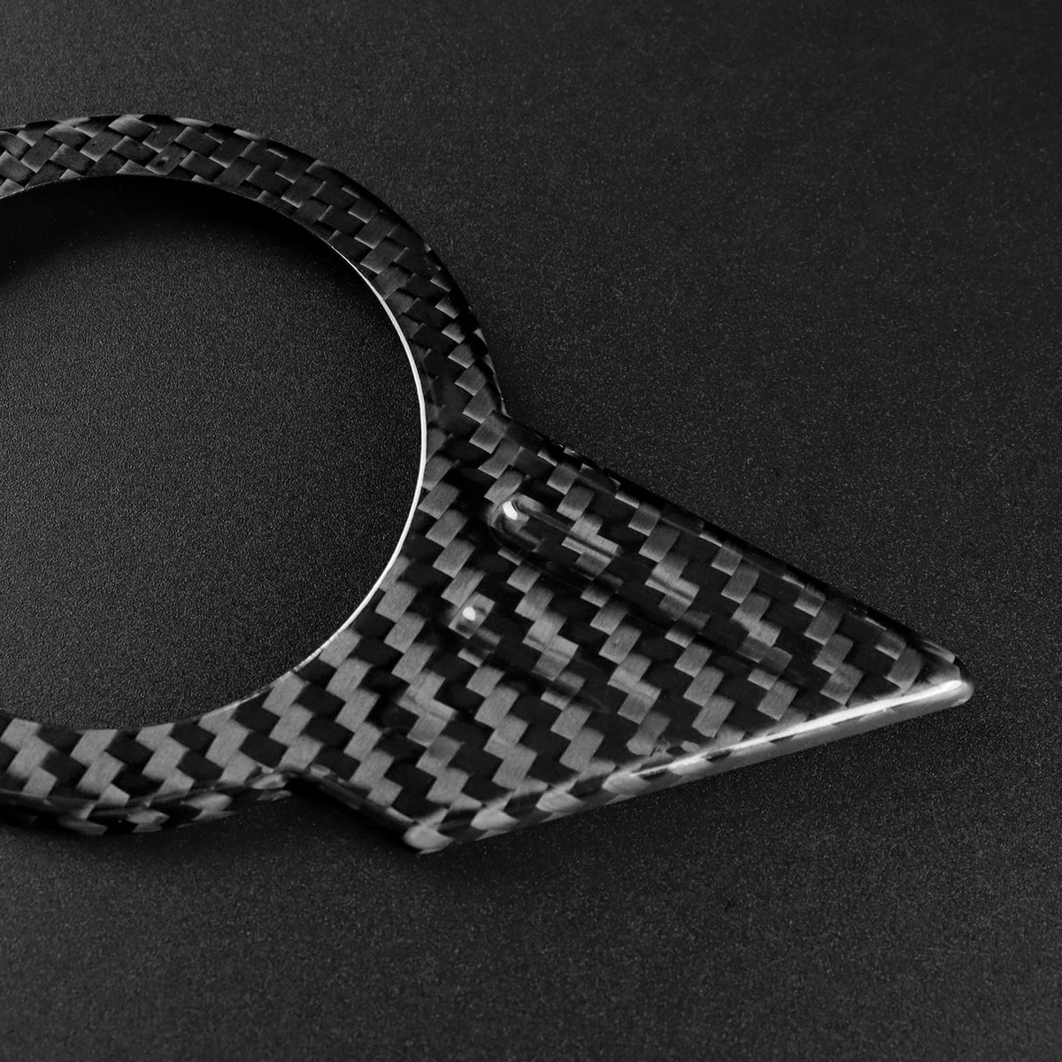AIRSPEED Hard Carbon Fiber Exterior Logo Frame Cover Sticker for MINI J01 EV, F65, F66 & F67 (2024-2025, RHD) - detail view 5