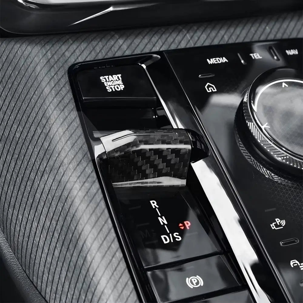 For BMW X3 G45 M3 G80 2025 IX i20 2021-2025 i5 G60 5 Series G60 2024 2025 LHD Real Dry Carbon Fiber Car Gear Shift Knob Trim - detail view 4